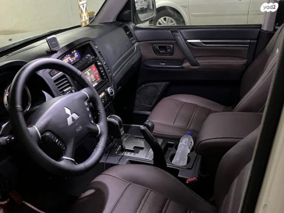 מיצובישי פג'רו ארוך 4X4 Desert אוט' דיזל 7 מק' 3.2 (170 כ''ס) דיזל 2008 למכירה ברחובות