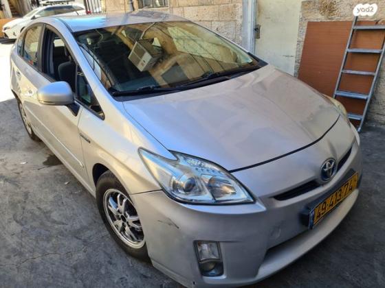 טויוטה פריוס GLI הייבריד אוט' 1.8 (99 כ"ס) בנזין 2011 למכירה בירושלים
