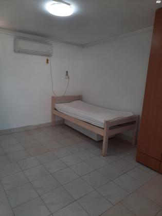 ד"ר אמיל זומרשטיין 20 (מרכז העיר)