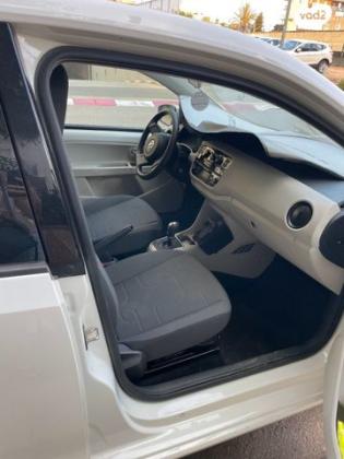 פולקסווגן אפ / UP Move Up אוט' 1.0 (75 כ''ס) בנזין 2015 למכירה בנתניה