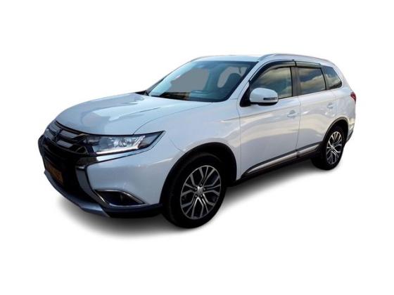 מיצובישי אאוטלנדר Premium אוט' 7 מק' 2.0 (150 כ''ס) בנזין 2017 למכירה ב