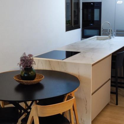 עמיחי פאגלין 8 (אזורי חן)