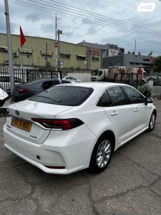 טויוטה קורולה הייבריד Sense סדאן אוט' 1.8 (98 כ''ס) בנזין 2020 למכירה בראשון לציון