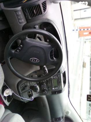קיה קרניבל LX אוט' דיזל 7 מק' 2.9 (185 כ''ס) דיזל 2011 למכירה בעלי