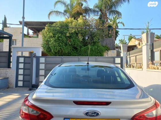 פורד פוקוס Titanium סדאן אוט' 2.0 (170 כ"ס) בנזין 2012 למכירה בבית שמש