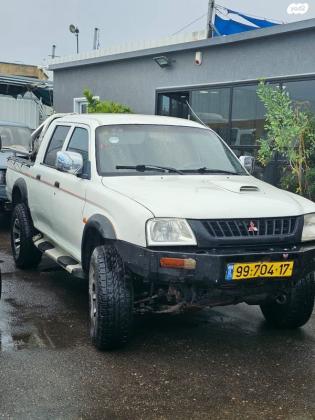 מיצובישי מאגנום 4X4 4X4 GL דאבל קבינה אוט' דיזל 2.5 (100 כ''ס) דיזל 2000 למכירה בחולון