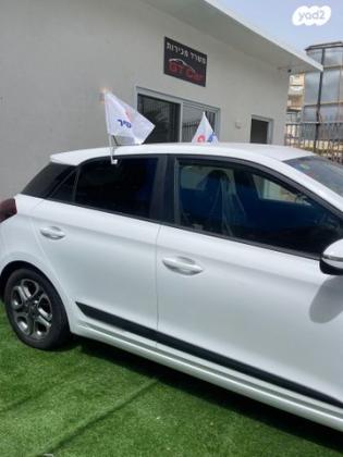 יונדאי i20 Supreme אוט' 1.0 (100 כ''ס) בנזין 2019 למכירה ברחובות