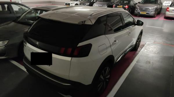 פיג'ו 3008 Premium אוט' 1.6 (165 כ"ס) בנזין 2017 למכירה ברעננה