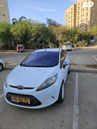 פורד פיאסטה Ambiente ידני 1.2 (82 כ''ס) בנזין 2012 למכירה בבאר שבע