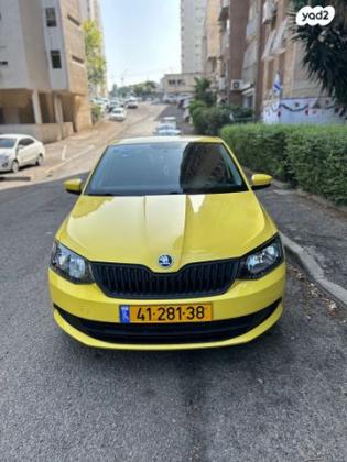 סקודה פאביה Active ידני 1.2 (90 כ''ס) בנזין 2016 למכירה בחיפה