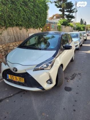 טויוטה יאריס Black Top אוט' 1.5 (112 כ"ס) בנזין 2018 למכירה בקרית אונו