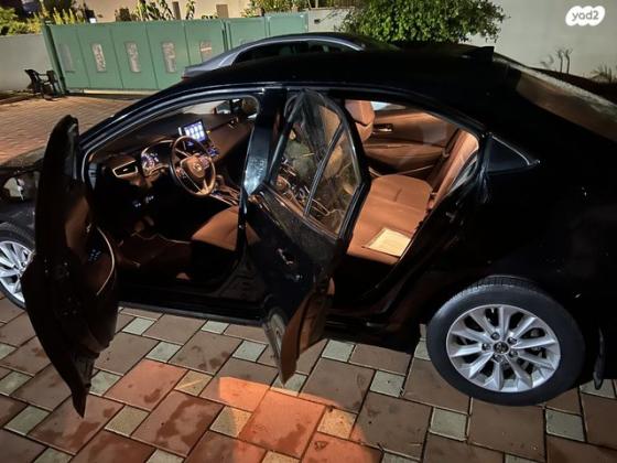 טויוטה קורולה הייבריד Sun סדאן אוט' 1.8 (98 כ''ס) בנזין 2019 למכירה בכפר קרע