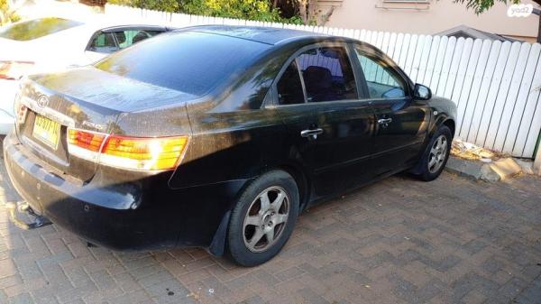 יונדאי סונטה Executive אוט' 2.4 (161 כ''ס) בנזין 2006 למכירה בכרמיאל