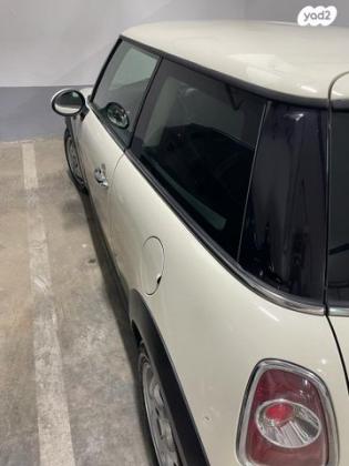 מיני ONE Salt אוט' 3 דל' 1.6 (98 כ"ס) בנזין 2012 למכירה ברמת גן