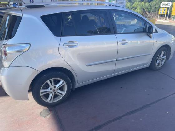 טויוטה ורסו GLI Plus אוט' 1.8 (147 כ"ס) בנזין 2011 למכירה בכפר יונה