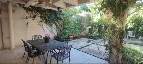 דרך כפר הדר 9 (הדר)