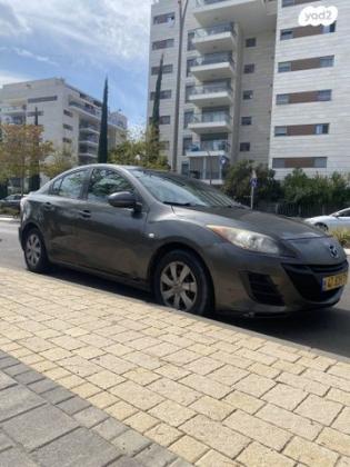 מאזדה i Active סדאן אוט' 1.6 (105 כ''ס) בנזין 2011 למכירה ביבנה