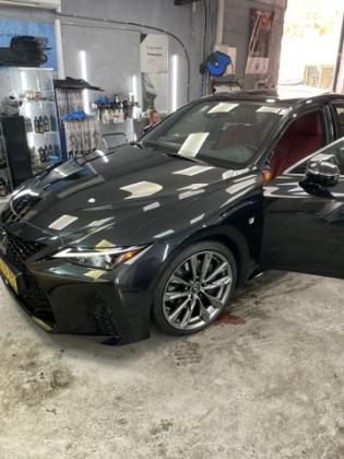 לקסוס IS300 F-Sport אוט' 2.5 (245 כ"ס) בנזין 2022 למכירה בקרית ביאליק