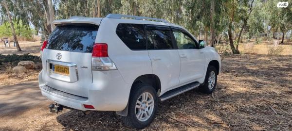 טויוטה לנד קרוזר ארוך Limited אוט' דיזל 7 מק' 3.0 (173 כ"ס) דיזל 2010 למכירה ביד חנה