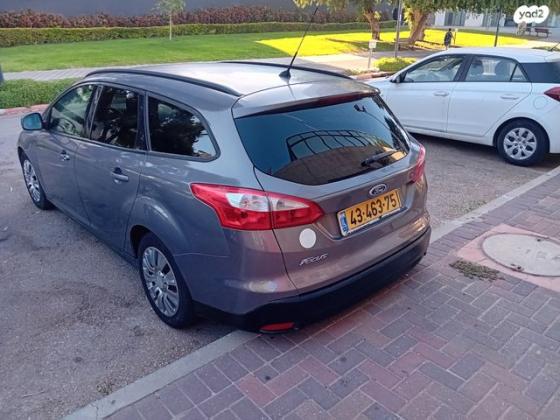 פורד פוקוס Trend סטיישן אוט' 1.6 (125 כ''ס) בנזין 2012 למכירה ברכסים