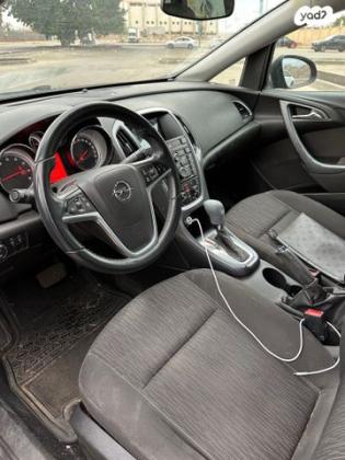 אופל אסטרה Enjoy סטיישן אוט' 1.4 (140 כ"ס) בנזין 2014 למכירה ברמלה