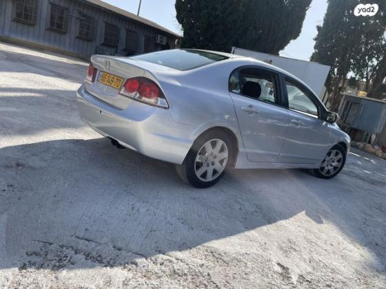 הונדה סיוויק סדאן החדשה Comfort אוט' 1.8 (140 כ''ס) בנזין 2010 למכירה בראשון לציון