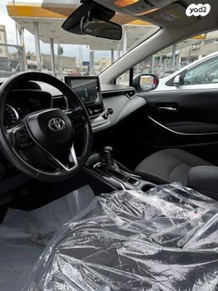 טויוטה קורולה הייבריד Sense סדאן אוט' 1.8 (98 כ''ס) בנזין 2020 למכירה בראשון לציון