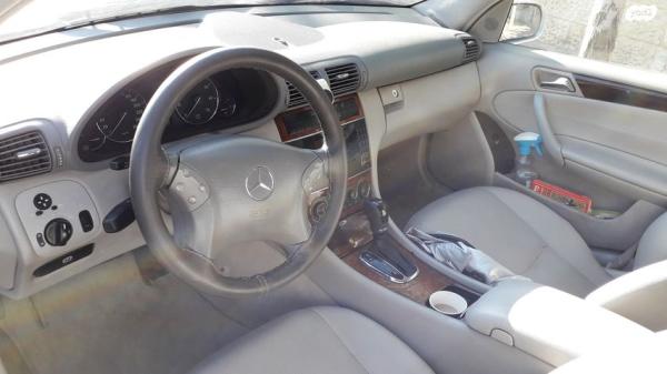 מרצדס C-Class C230 Luxury אוט' 2.5 (204 כ''ס) בנזין 2006 למכירה באדם - גבע בנימין