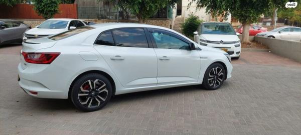 רנו מגאן גראנד קופה Intense אוט' דיזל 1.5 (110 כ"ס) דיזל 2018 למכירה בקרית גת