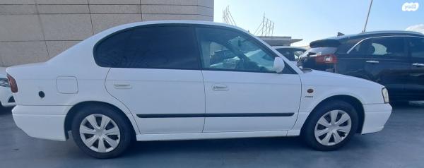 סובארו B4 4X4 GL סדאן אוט' 2.0 (125 כ''ס) בנזין 2001 למכירה בחיפה