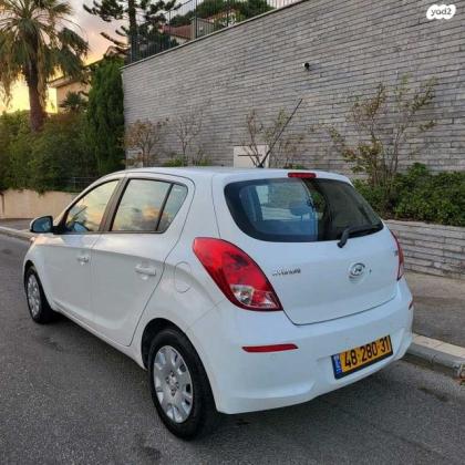 יונדאי i20 Insight אוט' 1.4 (100 כ"ס) בנזין 2014 למכירה בחיפה