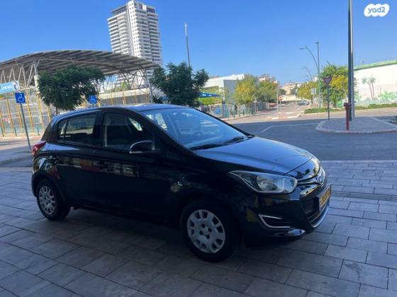 יונדאי i20 Insight אוט' 1.4 (100 כ"ס) בנזין 2014 למכירה בחדרה