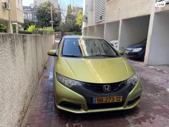 הונדה סיוויק האצ'בק החדשה Comfort אוט' 1.8 (142 כ''ס) בנזין 2013 למכירה בפתח תקווה