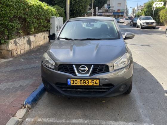 ניסאן קשקאי Visia ידני 1.6 (117 כ''ס) בנזין 2014 למכירה בתל אביב יפו