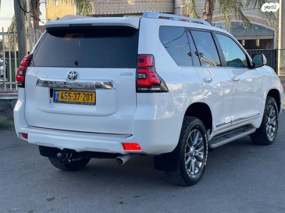 טויוטה לנד קרוזר ארוך 4X4 Limited אוט' דיזל 7 מק' 2.8 (177 כ"ס) דיזל 2018 למכירה בריינה