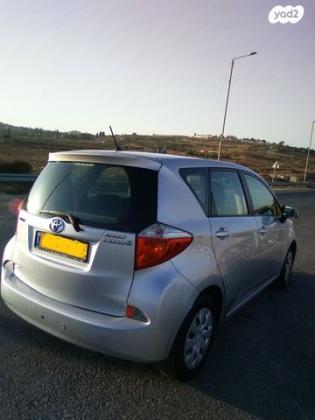 טויוטה ספייס ורסו GLI אוט' 1.3 (99 כ"ס) בנזין 2011 למכירה בבית שמש