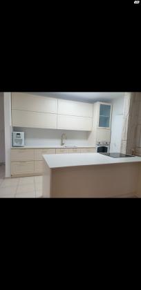 אדוריים 241 (העפלה)