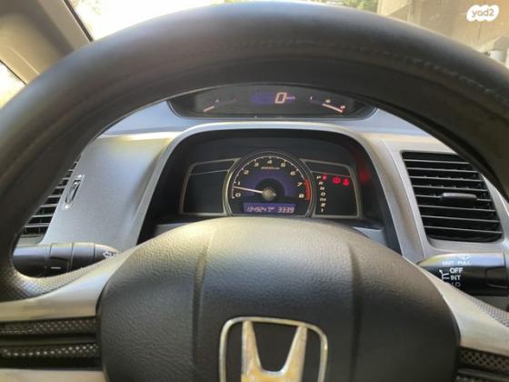 הונדה סיוויק סדאן החדשה Comfort אוט' 1.8 (140 כ''ס) בנזין 2010 למכירה בראשון לציון