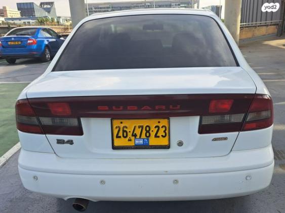 סובארו B4 4X4 GL סדאן אוט' 2.0 (125 כ''ס) בנזין 2001 למכירה בחיפה
