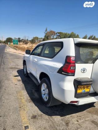 טויוטה לנד קרוזר קצר 4X4 Luxury SWB אוט' 3 דלתות דיזל 2.8 (204 כ''ס) דיזל 2021 למכירה בבאר שבע