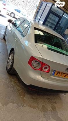 פולקסווגן ג'טה Manager אוט' 1.6 (102 כ''ס) בנזין 2010 למכירה בנתניה