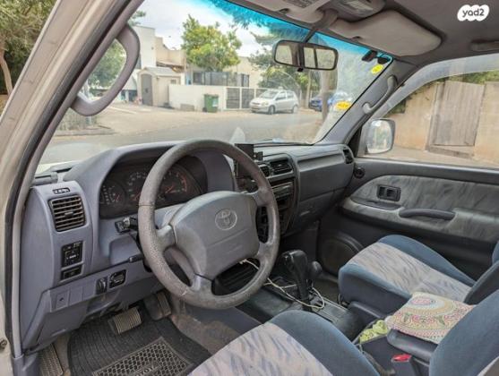 טויוטה לנד קרוזר פרדו ארוך 4X4 STD אוט' דיזל 8 מק' 3.0 (125 כ''ס) דיזל 2000 למכירה בפרדס חנה כרכור