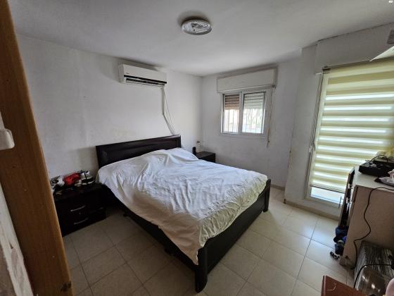 השיש 1 (גילה)