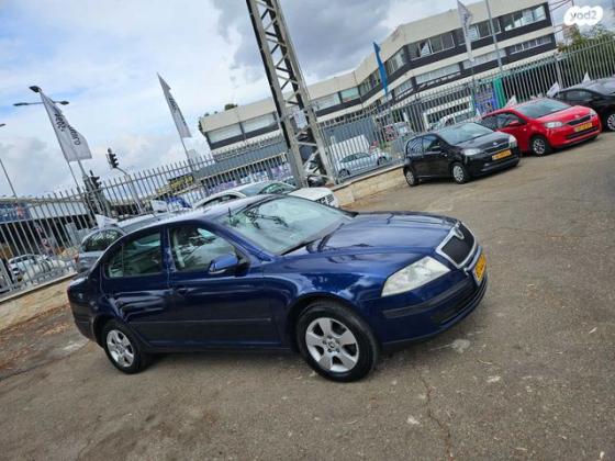 סקודה אוקטביה Ambiente הצ'בק אוט' 1.6 (102 כ''ס) בנזין 2008 למכירה בחיפה