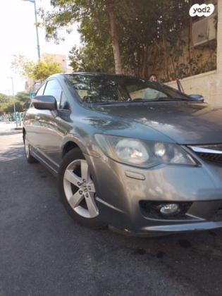 הונדה סיוויק סדאן החדשה Executive אוט' 1.8 (140 כ''ס) בנזין 2010 למכירה בפתח תקווה