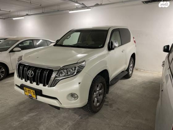 טויוטה לנד קרוזר קצר 4X4 Select SR אוט' דיזל 3.0 (190 כ''ס) דיזל 2014 למכירה ביבנה