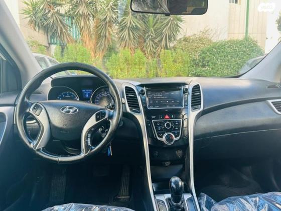 יונדאי i30 Inspire סטיישן אוט' 1.6 (135 כ"ס) בנזין 2014 למכירה בלוד
