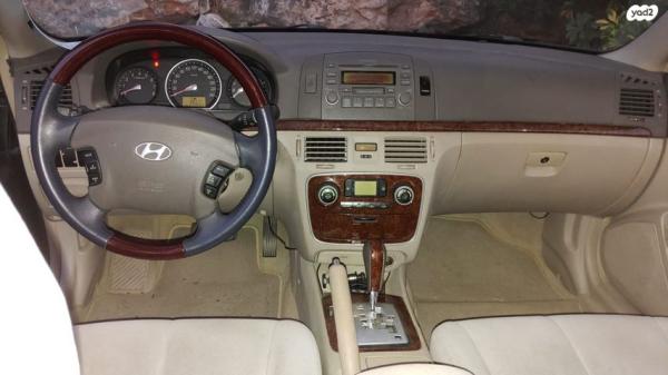 יונדאי סונטה Executive אוט' 2.4 (161 כ''ס) בנזין 2006 למכירה בכרמיאל