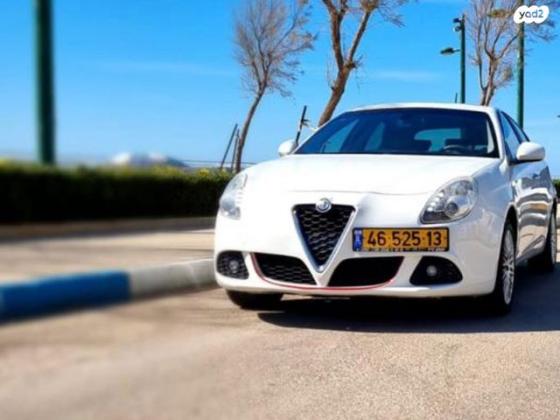אלפא רומיאו ג'ולייטה Distinctive רובוטית 1.4 (170 כ"ס) בנזין 2012 למכירה בנתניה