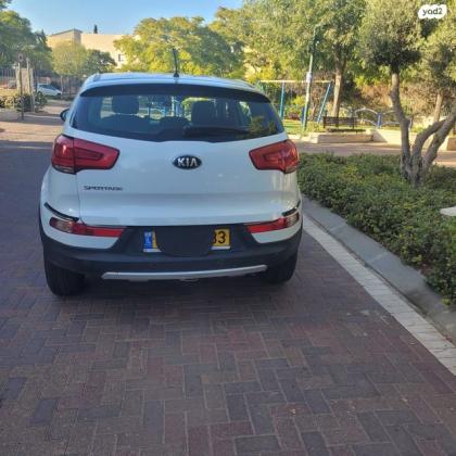 קיה ספורטז' Urban אוט' 2.0 (166 כ''ס) בנזין 2015 למכירה במודיעין מכבים רעות